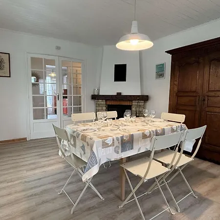 Villa 4 Pieces Oleron 6 Couchages Saint-pierre D'oleron Spo000-099 *